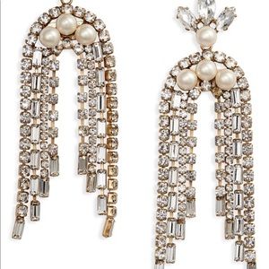 Brand Bee Stella and Dot earrings ❤️